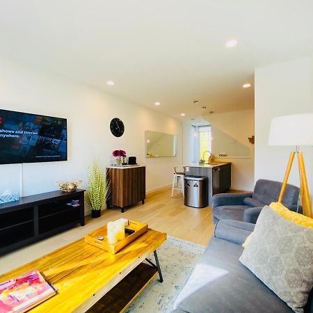 Modern Ballard Townhouse - 92 Walkscore & Rooftop! Seattle Ngoại thất bức ảnh